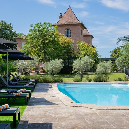 Castel Bois Marie, Maison D'Hotes モントーバン エクステリア 写真 The swimming pool at Château de Chaumont