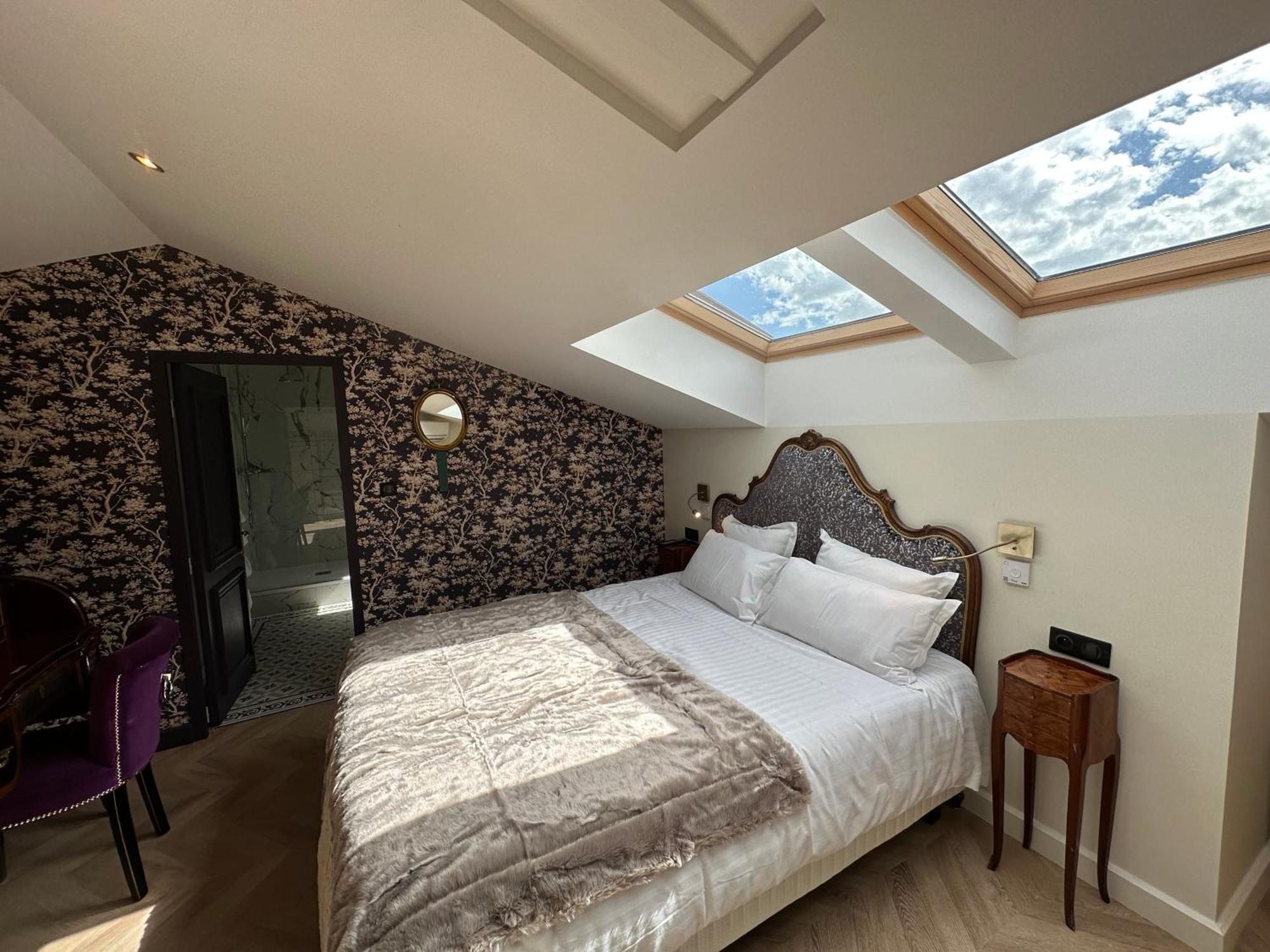 Castel Bois Marie, Maison D'Hotes モントーバン エクステリア 写真 A bedroom at The Old Bank