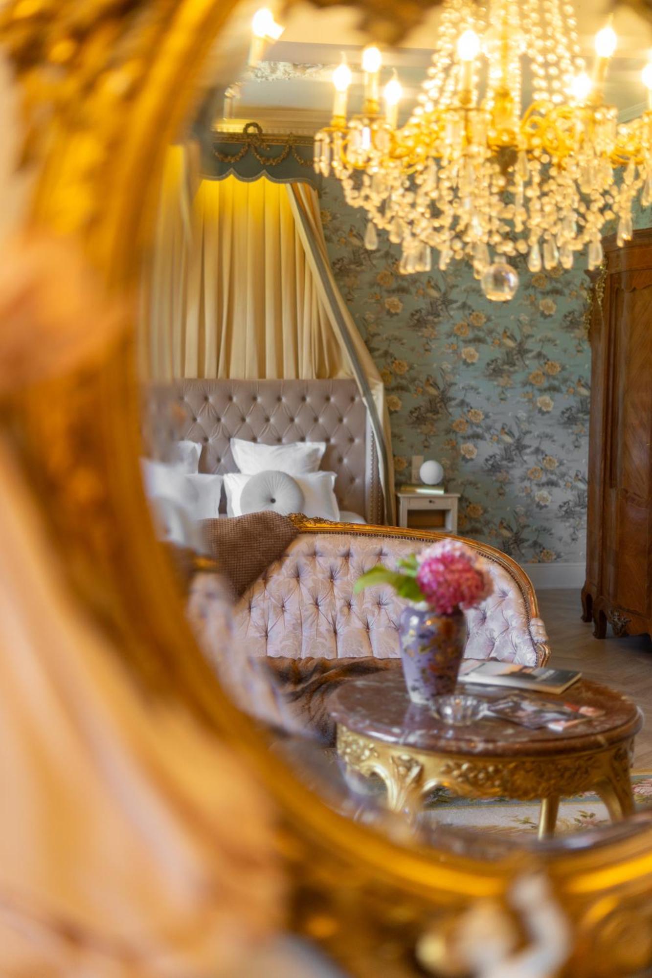 Castel Bois Marie, Maison D'Hotes モントーバン エクステリア 写真 A room at the hotel