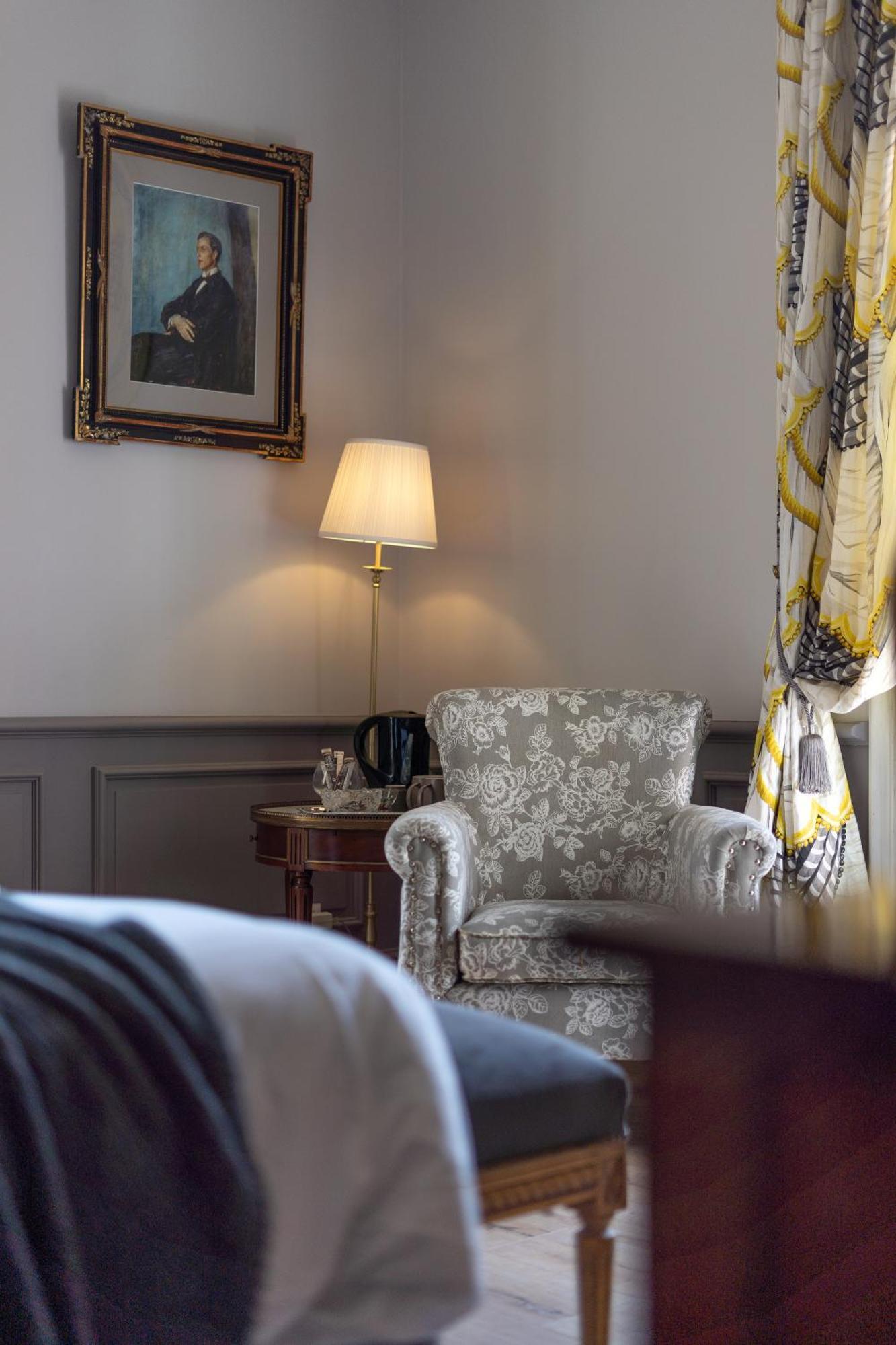 Castel Bois Marie, Maison D'Hotes モントーバン エクステリア 写真 A room at the hotel