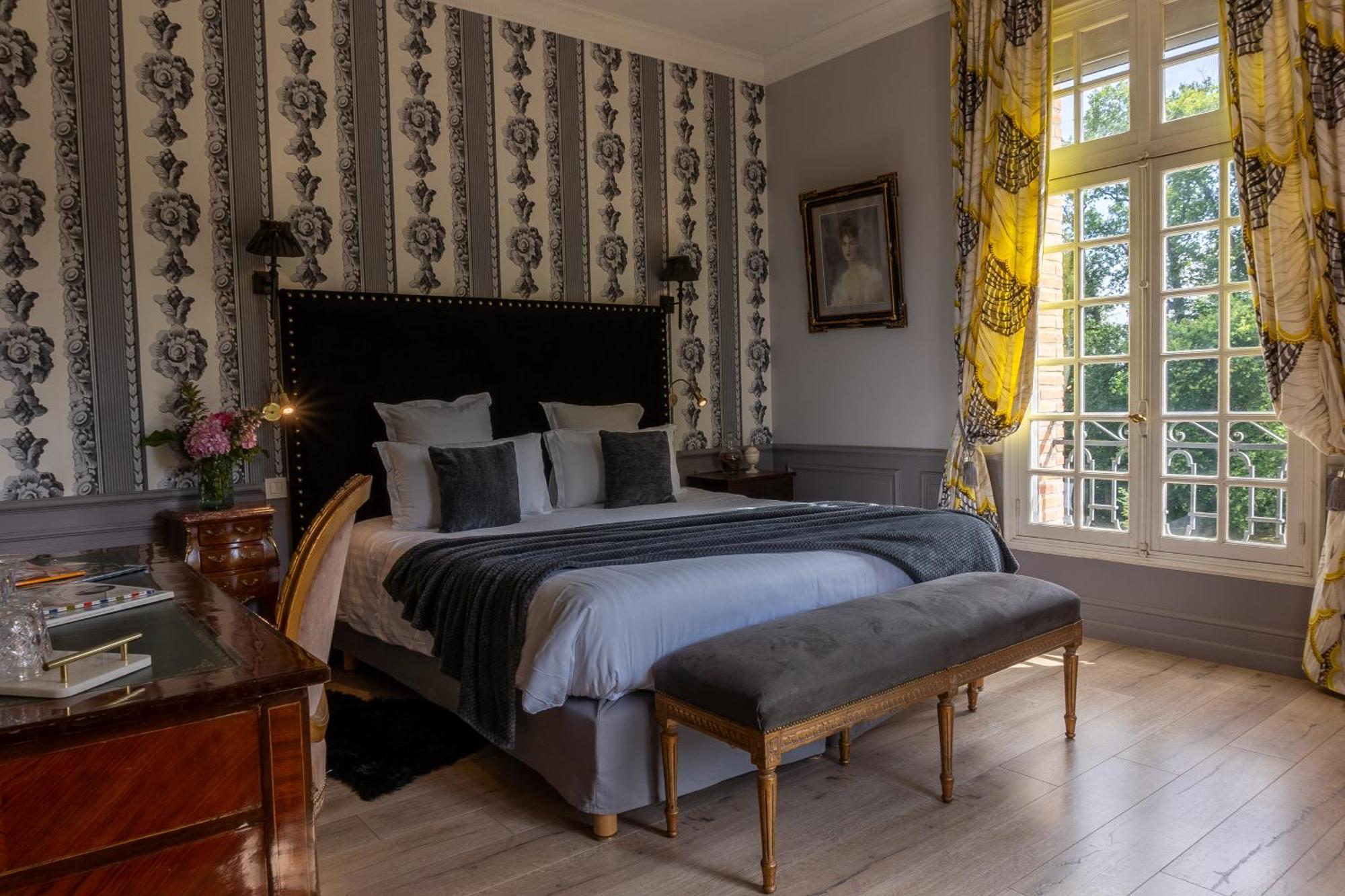 Castel Bois Marie, Maison D'Hotes モントーバン エクステリア 写真 A bedroom at the hotel