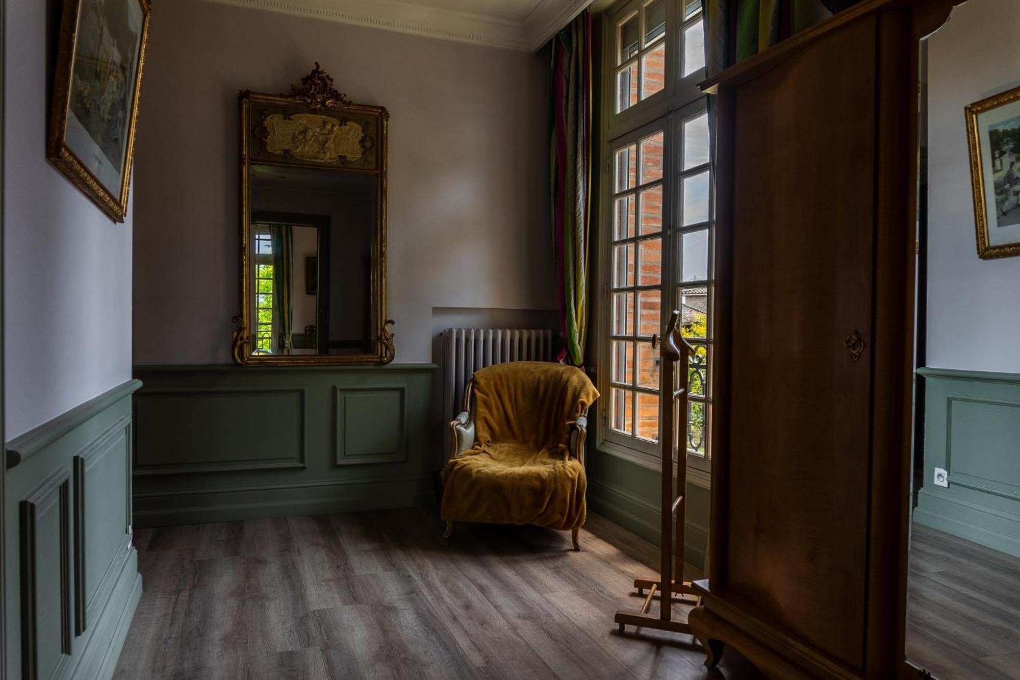 Castel Bois Marie, Maison D'Hotes モントーバン エクステリア 写真 The interior of the house