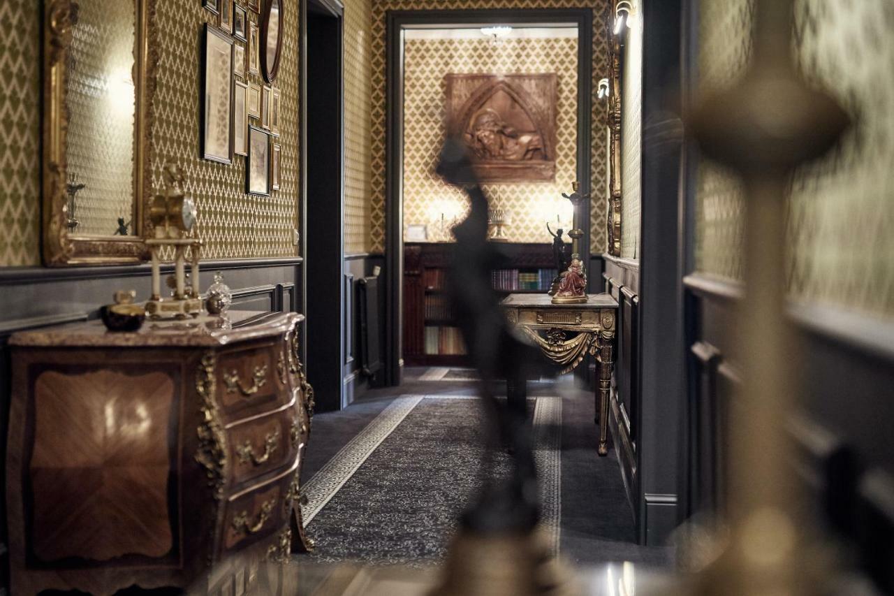 Castel Bois Marie, Maison D'Hotes モントーバン エクステリア 写真 The entrance to the restaurant