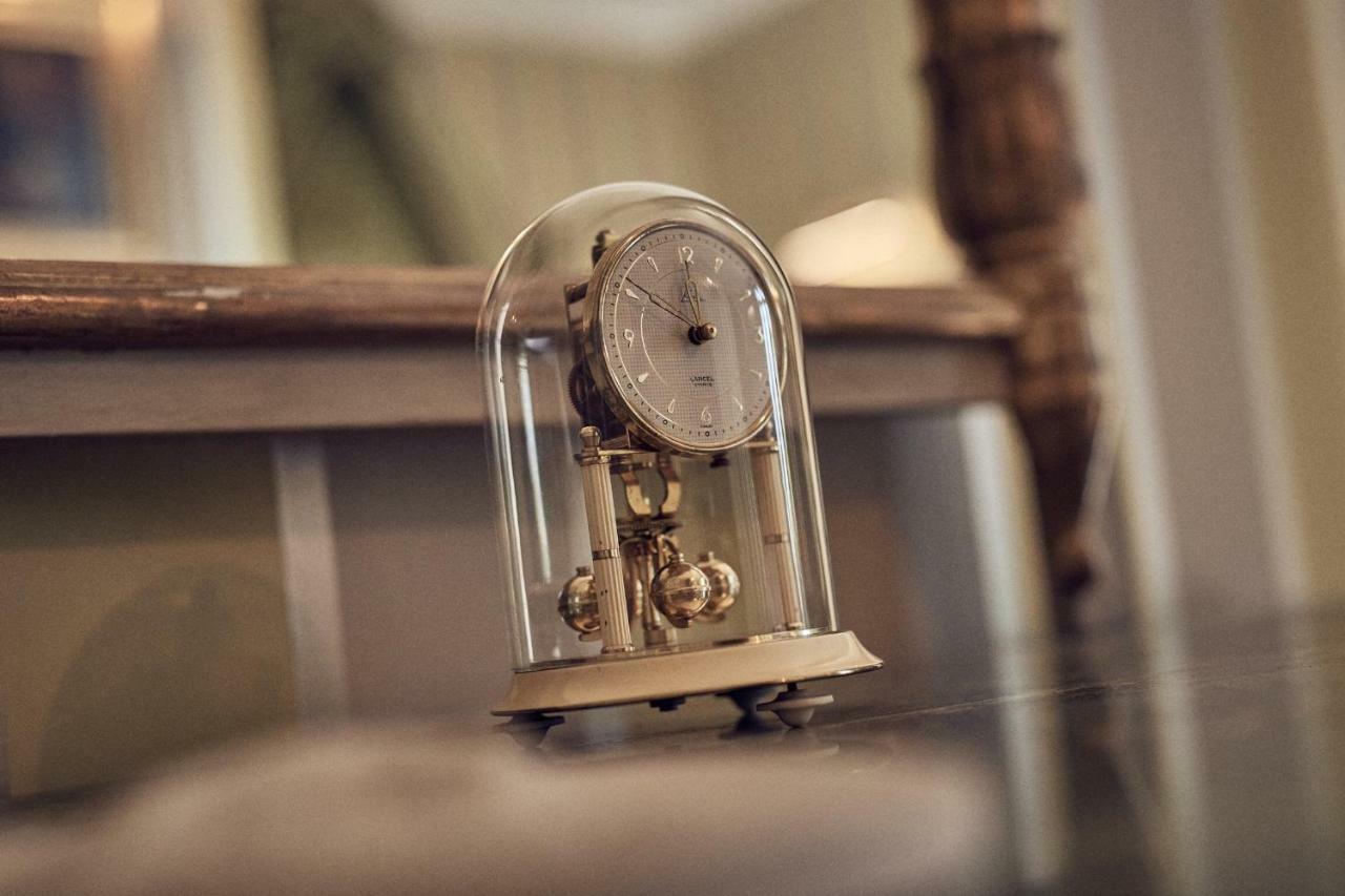 Castel Bois Marie, Maison D'Hotes モントーバン エクステリア 写真 A 400 Day Anniversary Clock